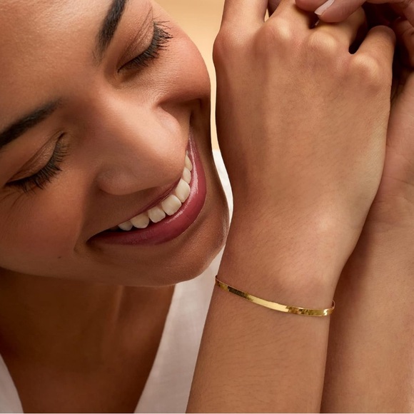 Herringbone14k gold filled bracelet - Picture 2 of 4